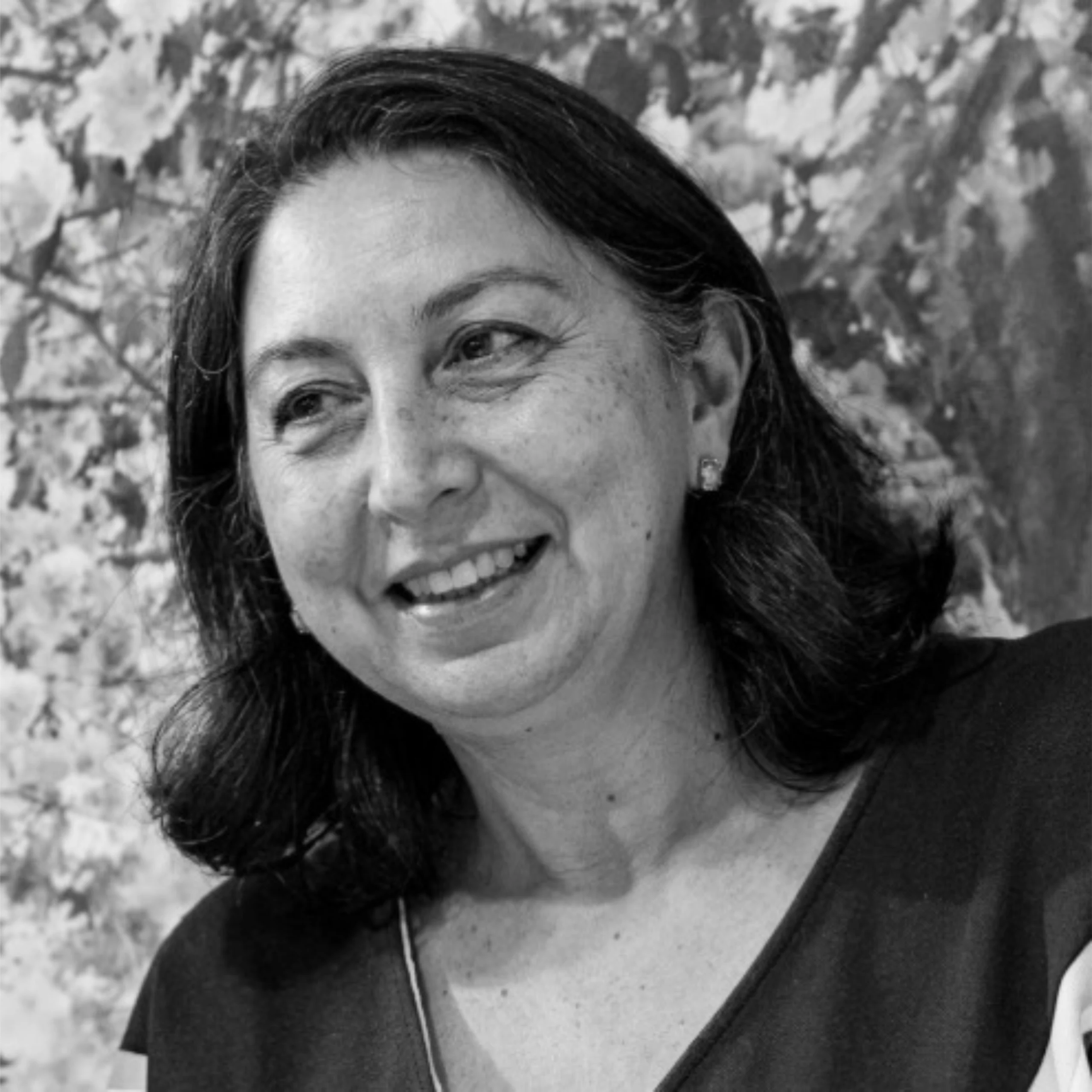 Dora Burzichelli de Araújo